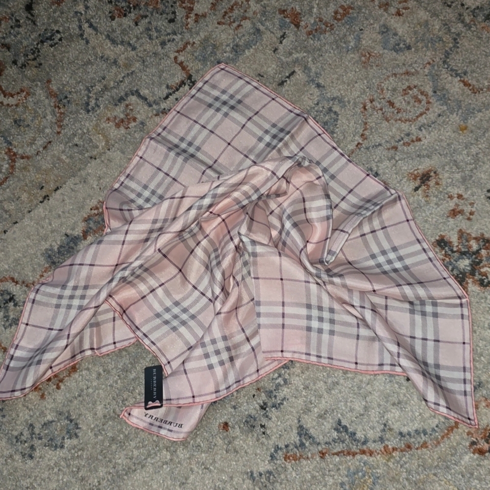 NEW Burberry Silk Cotton Pink Novacheck Neck Scarf/Handkerchief! - Picture 6 of 7